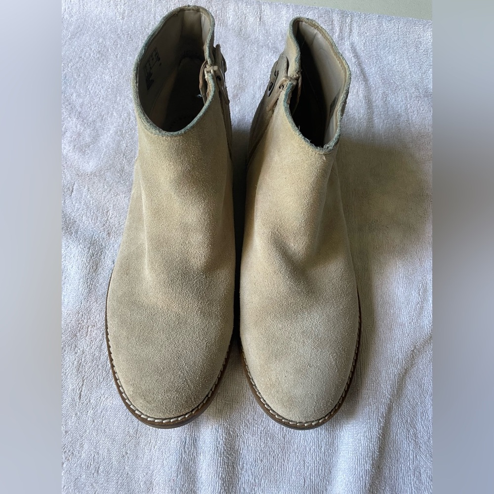 Women’s Clarks Beige Camzin Bow Suede Slip on Ankle Boots